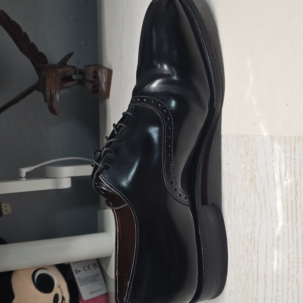 Allen Edmonds - Picture 4 of 13